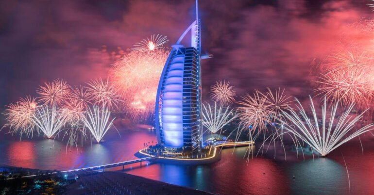 7 Places To Watch The New Years Eve Fireworks In Dubai 2023