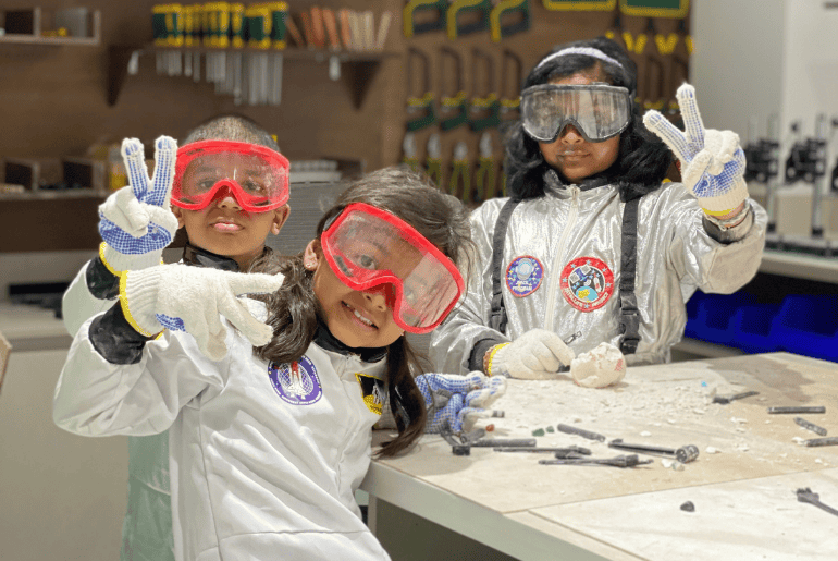 Build Robots & Talk To Ex-NASA Scientists? Welcome To Space Summer Camp At Lab Of The Future