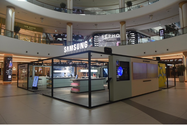 Galaxy Open Market: Samsung Unveils Their Latest Devices In Dubai Mall