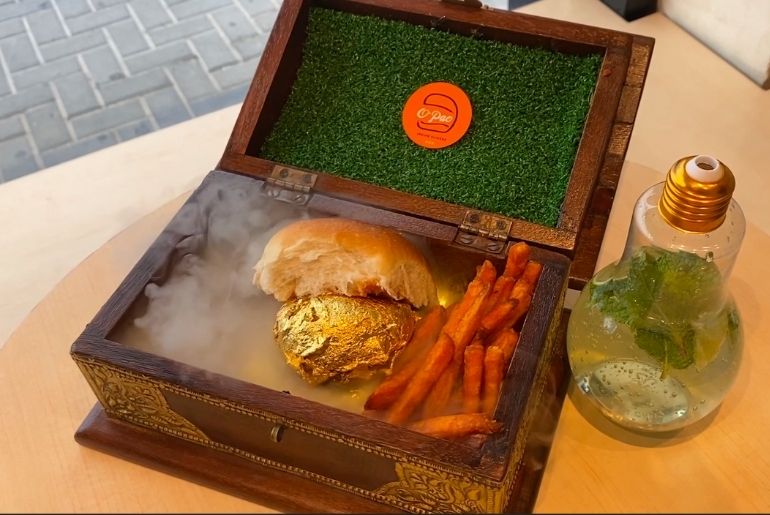 O’Pao In Dubai Launches The World’s First 22 Karat Gold Vada Pav
