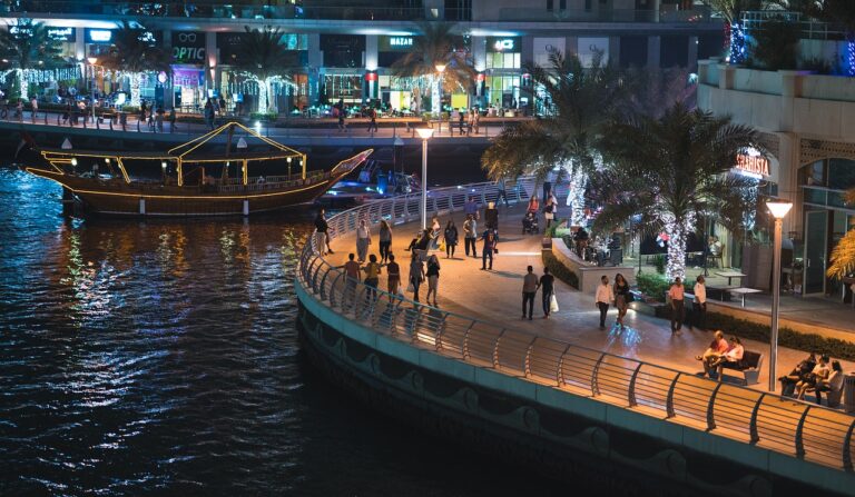 dubai-2136087_1280