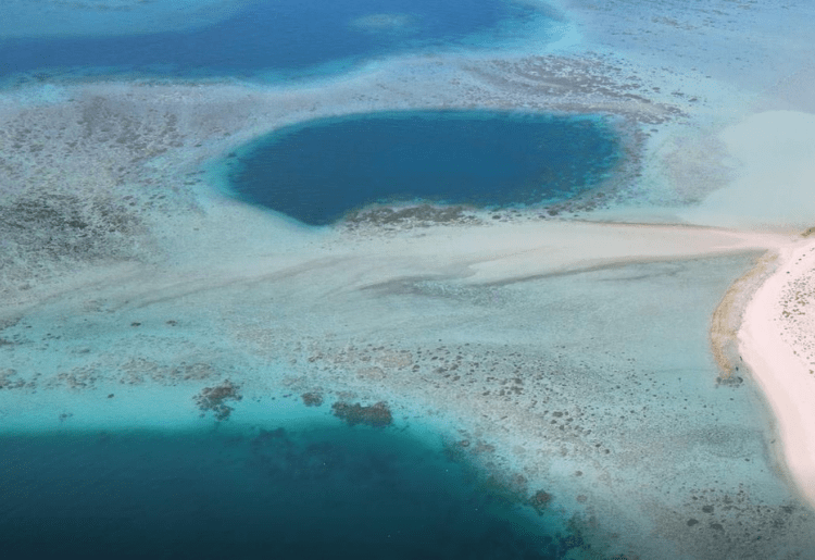 Abu Dhabi: ‘Blue Hole’ Discovered In Al Dhafra Region
