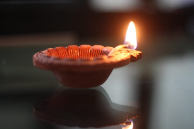 From Festive Menus To Gift Hampers, Here Are A List Of Offers For Diwali!