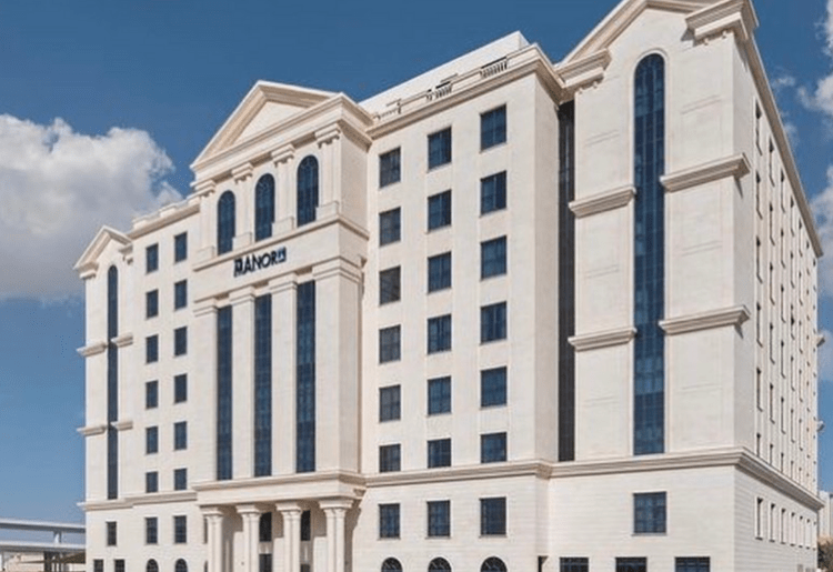 You Can Now Pay With Cryptocurrency At The Manor Hotel In Dubai!