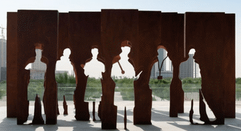 Dubai Science Park Reveals Front-Line Heroes Art Installation!