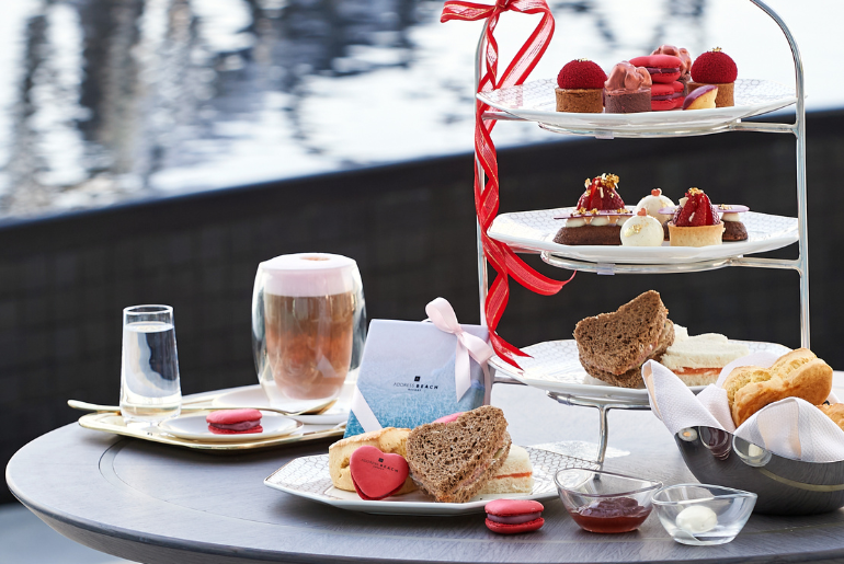 20 Best Places To Celebrate Valentine's Day In Dubai - For Couples, Singles & Galentines