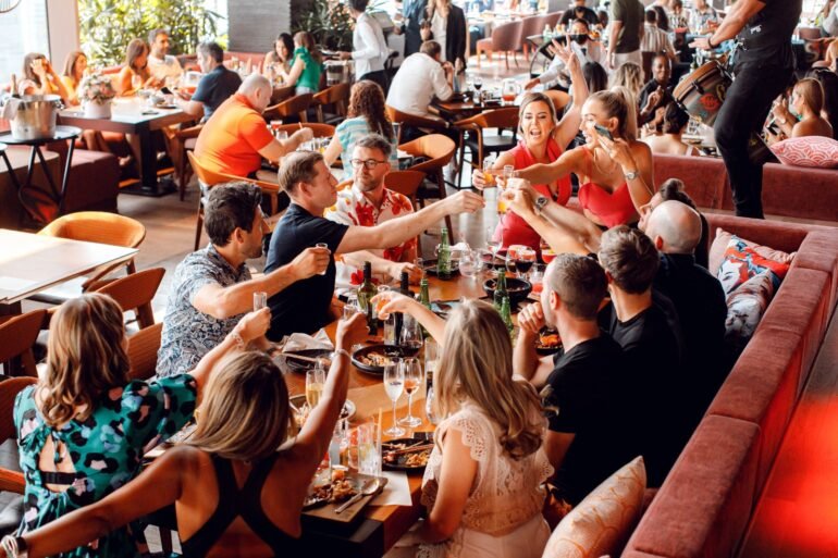 12 Saturday Brunches In Dubai To Gorge On With Your Friends & Family – Good Vibes Guaranteed!