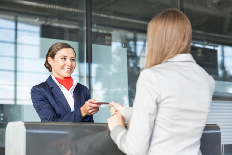 Emirates Airlines Goes Digital: Say Goodbye To Printed Boarding Passes At Dubai Flights