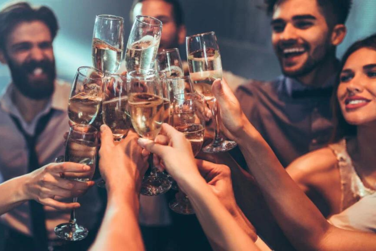 Here Is How To Hack Your Way Into Getting Free Drinks At McGettigan’s Every Saturday