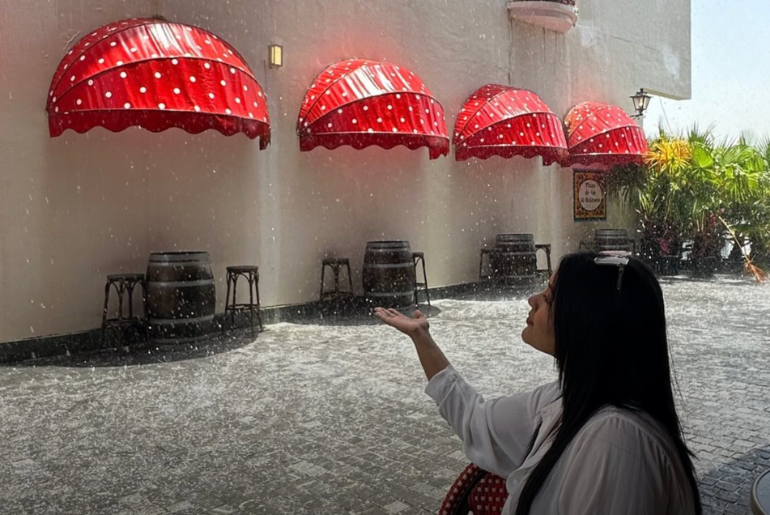 GIVEAWAY ALERT: Brunch For 2 At Dubai's 24/7 Rainy Street