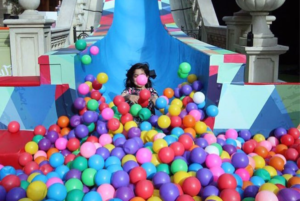 Mercato Mall’s Giant Slide Is Back For Another Fun-Filled Summer!