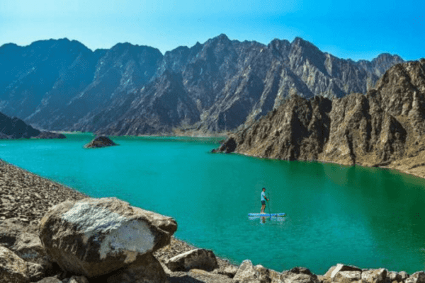 Hatta Dam Is Hosting A FREE Paddleboard Event This November As Part Of The Dubai Fitness Challenge
