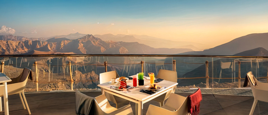 Break Your Fast 1484 Meters In The Sky - UAE's Highest Restaurant