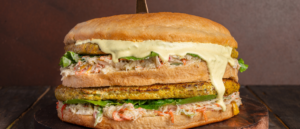 Dubai Has A New MASSIVE 3 KG Burger – & It’s Not For The Weak Hearted!