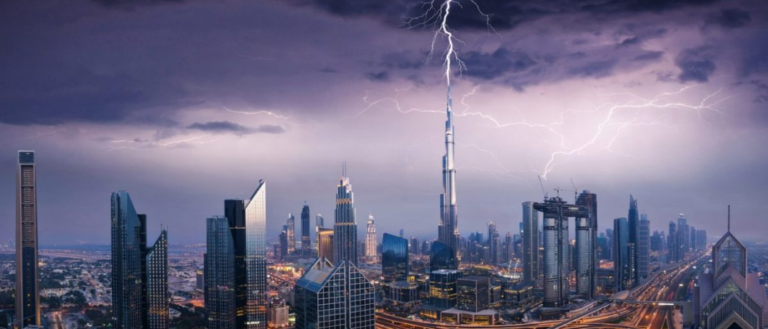 What You Need To Know About The Predicted Unstable Weather In UAE - Metro, Flights, Parking