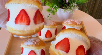 The Viral Korean Milk Doughnuts Are Finally In Dubai For Just AED 15!