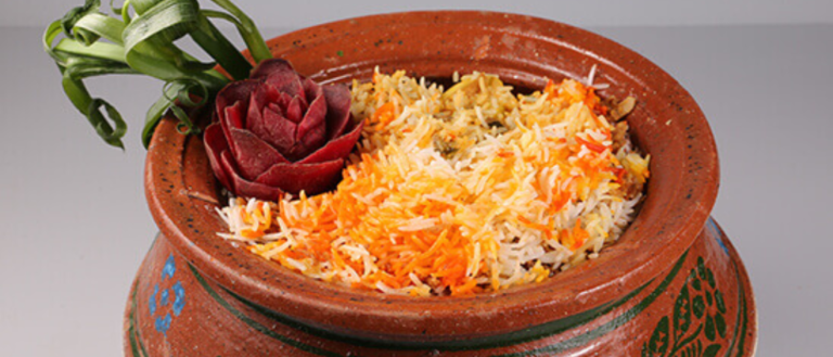 This Place Serves Dubai's Largest 7kg Pakistani-Style Matka Biryani For Less Than AED 10!