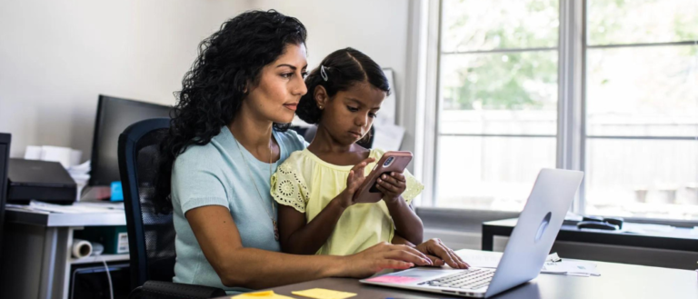 The UAE Government Has Announced A Flexible Work Scheme For Parents During Back-To-School Season!