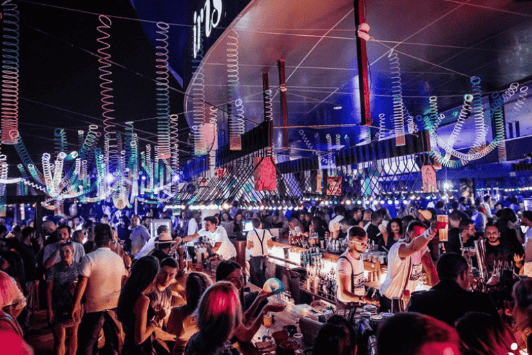 15 Incredible Happy Hour Deals You Can't-Miss In Abu Dhabi - With Drinks Starting From AED 25