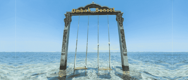 Eid Al Fitr Holiday 2025 - UAE Residents Can Unlock a 9-Day Break With This Simple Hack!