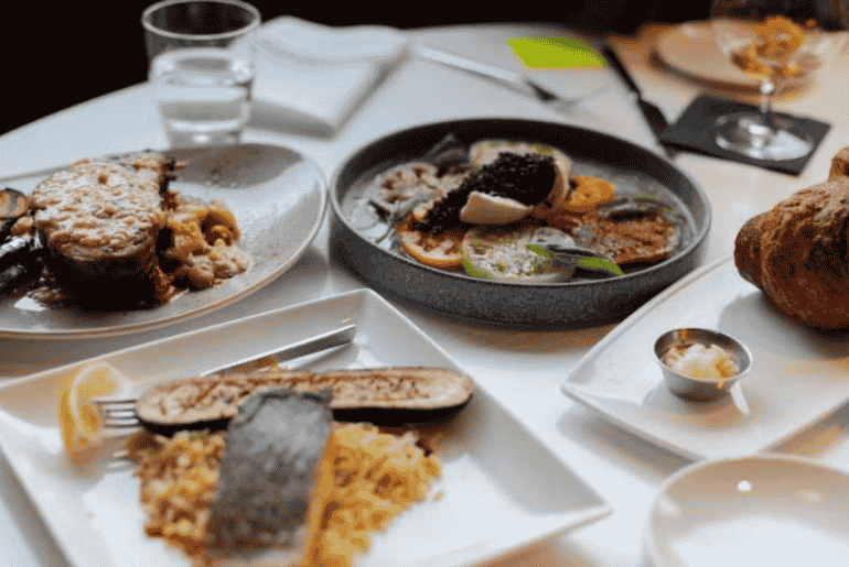 11 Delicious Business Lunch Deals You Can Enjoy In Dubai Right Now