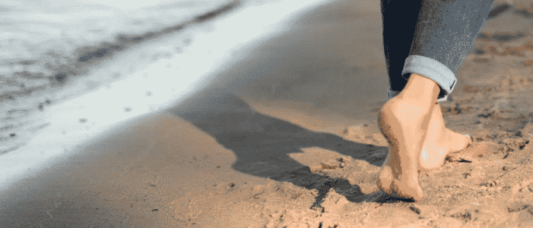 Abu Dhabi Just Opened a Beach for the Visually Impaired! (1050450mj)