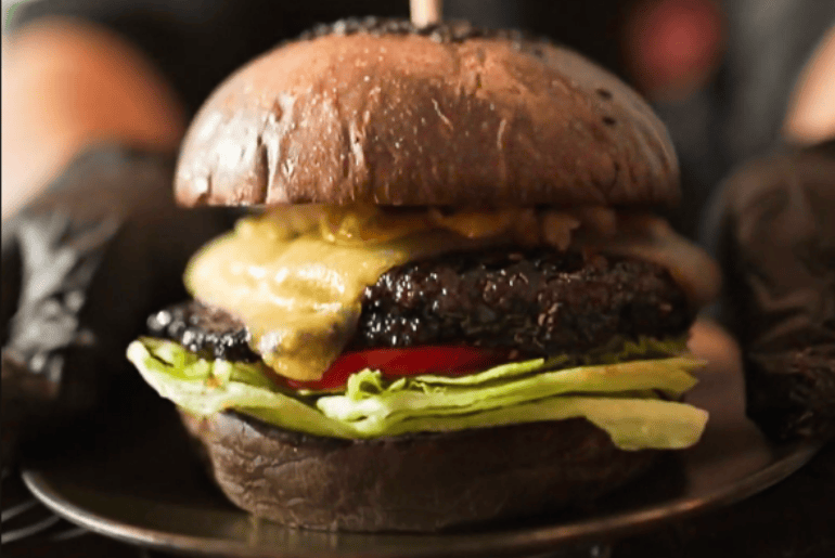 Dubai & Abu Dhabi's Juiciest Burger Deals For International Burger Day This May 28