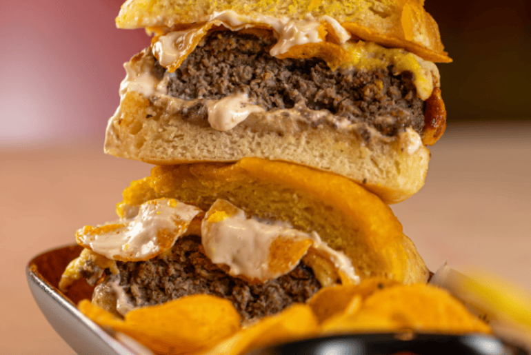 Dubai & Abu Dhabi's Juiciest Burger Deals For International Burger Day This May 28
