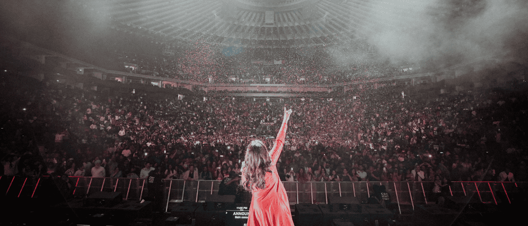 Shreya Ghoshal Returns to Dubai - One Magical Night You’ll Never Forget!