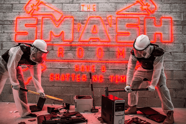 Smash Room Anti Valentines Day