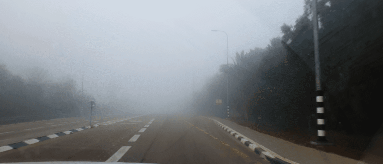 Dubai foggy condition Driving Safety Tips