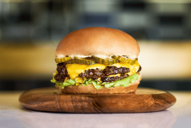 sal's burger kitchen dubai