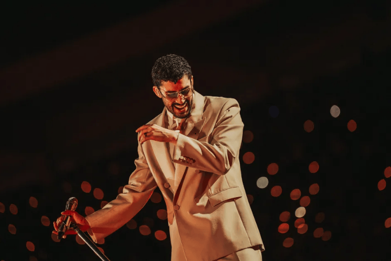 Bad Bunny ‘Debí Tirar Más Fotos’ Tour