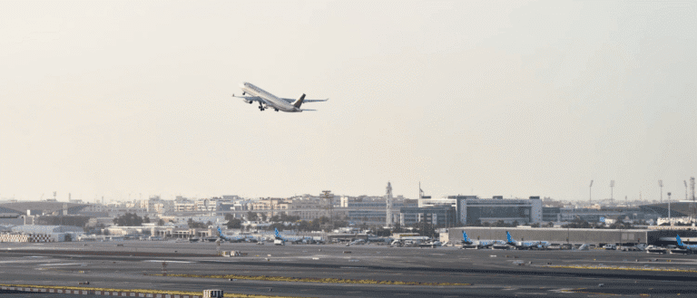 Major Airlines Issue April Travel Advice