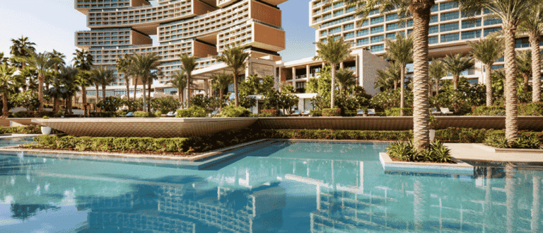 Best Dubai Swim Spots For Night Swimming