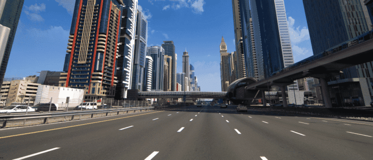 Dubai Sheikh Zayed Road left lane rules