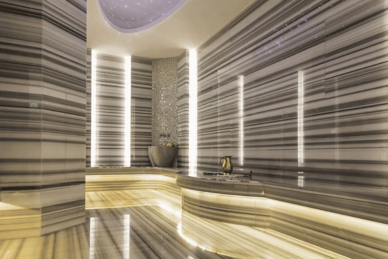 Paramount Hotel Dubai